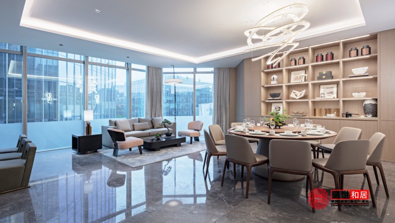 260平米辦公室裝修：實現(xiàn)功能與美學的完美融合